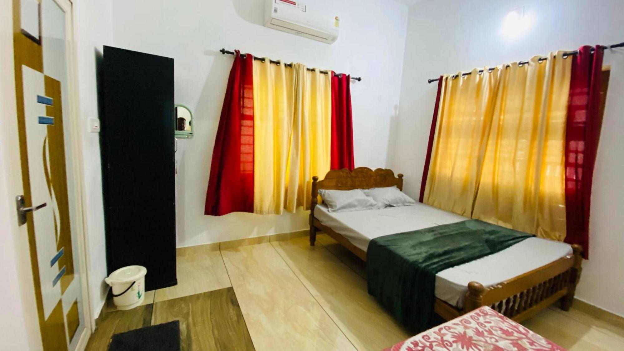 קוז'יקודה Green Island Homestay Riverside מראה חיצוני תמונה